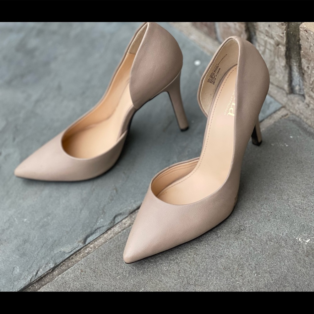 A.N.A. A New Approach Nude/Tan/Cream High Heels Size 7